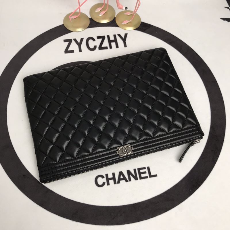 Chanel Clutch Bags